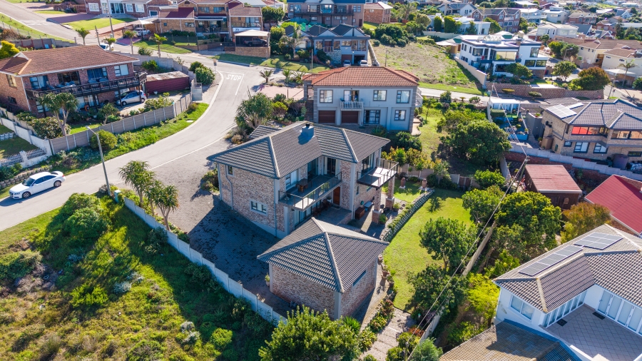 4 Bedroom Property for Sale in Reebok Western Cape
